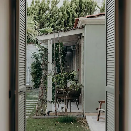Ξενοδοχείο Lotus Bahce *